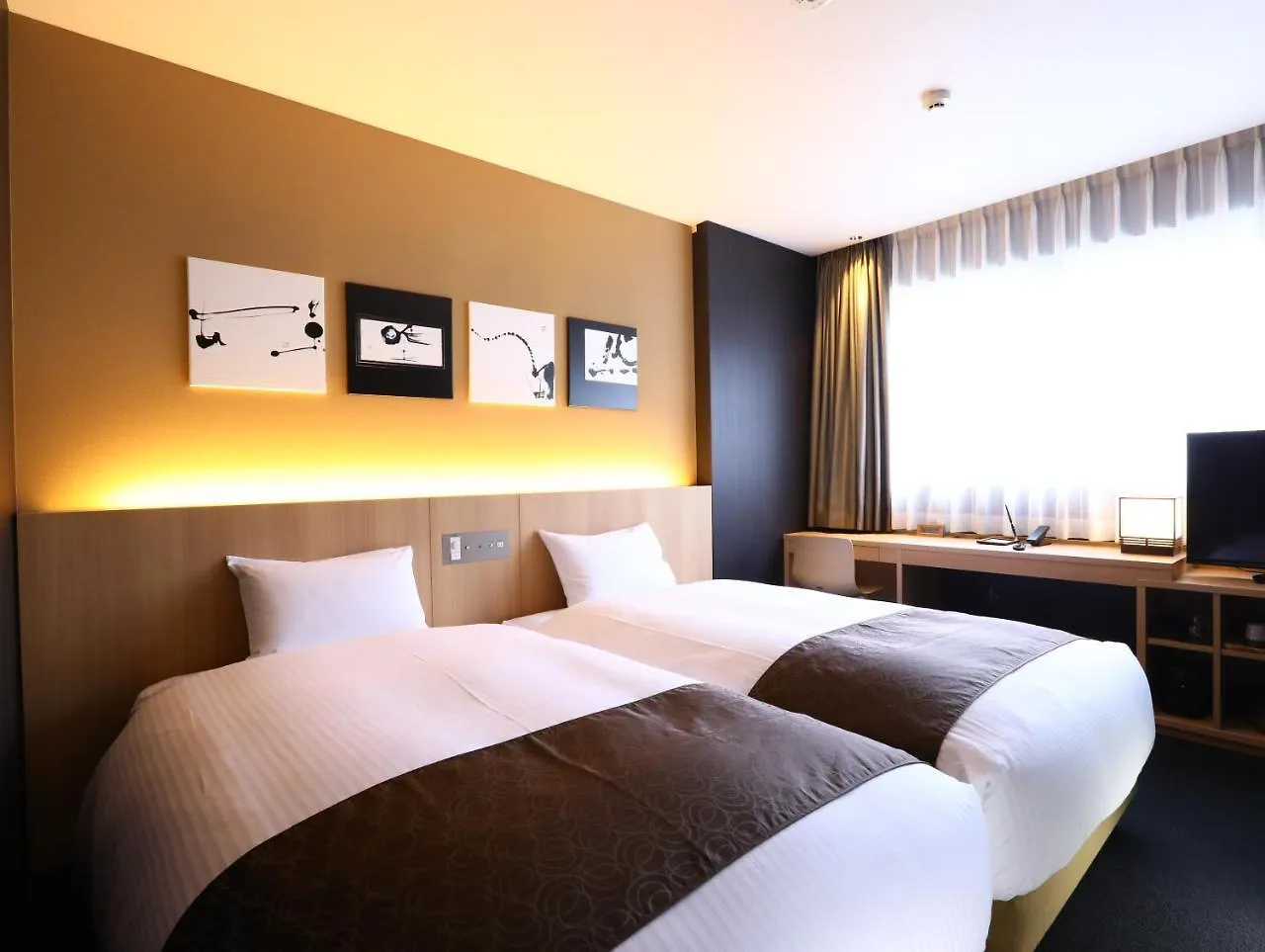 Hotel Wing International Kyoto - Shijo Karasuma 3*,